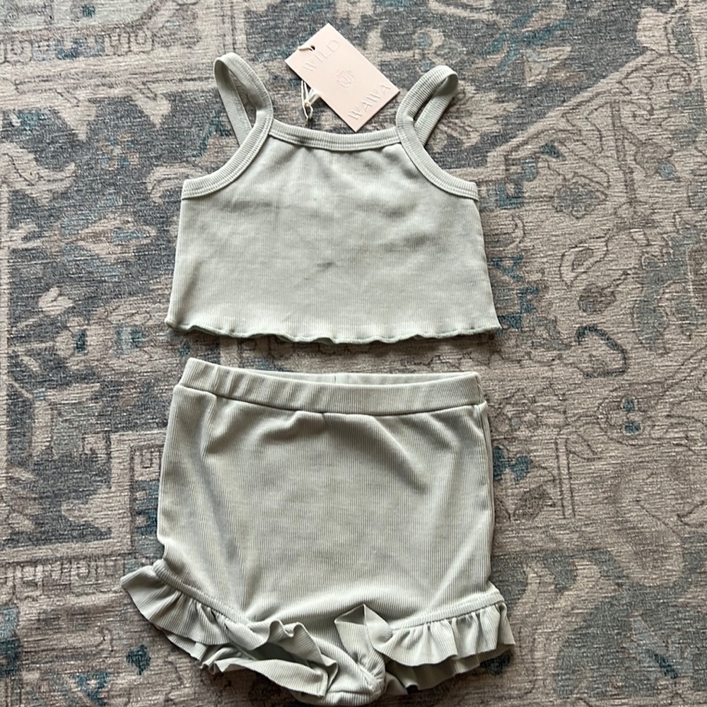 NWT Wild WaWa set